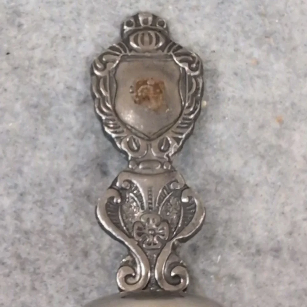 Vintage Silver Tone Ornate Crest Shield Hand Bell Decorative Service Bell - Picture 2 of 4